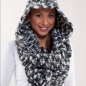 Lululemon hickey hider white/gray infinity scarf